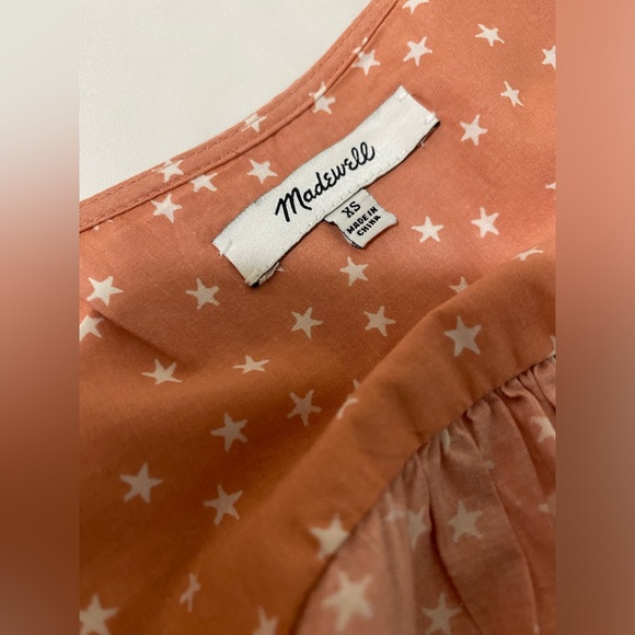 Madewell Wrap Top in Star Scatter in Peach Size XS - Picture 4 of 7